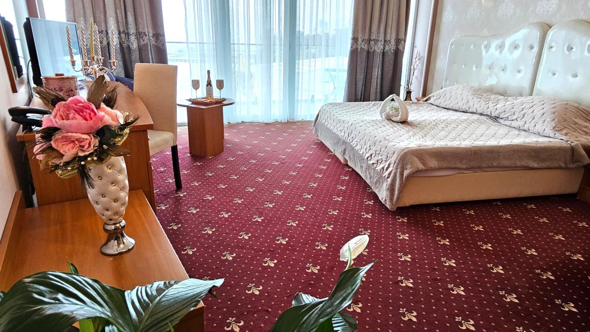 Spa Hotel Sirius Beach - Free Spa Access Saints Constantine and Helena Екстер'єр фото